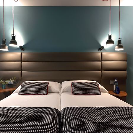 Hotel Pamplona Plaza Εξωτερικό φωτογραφία