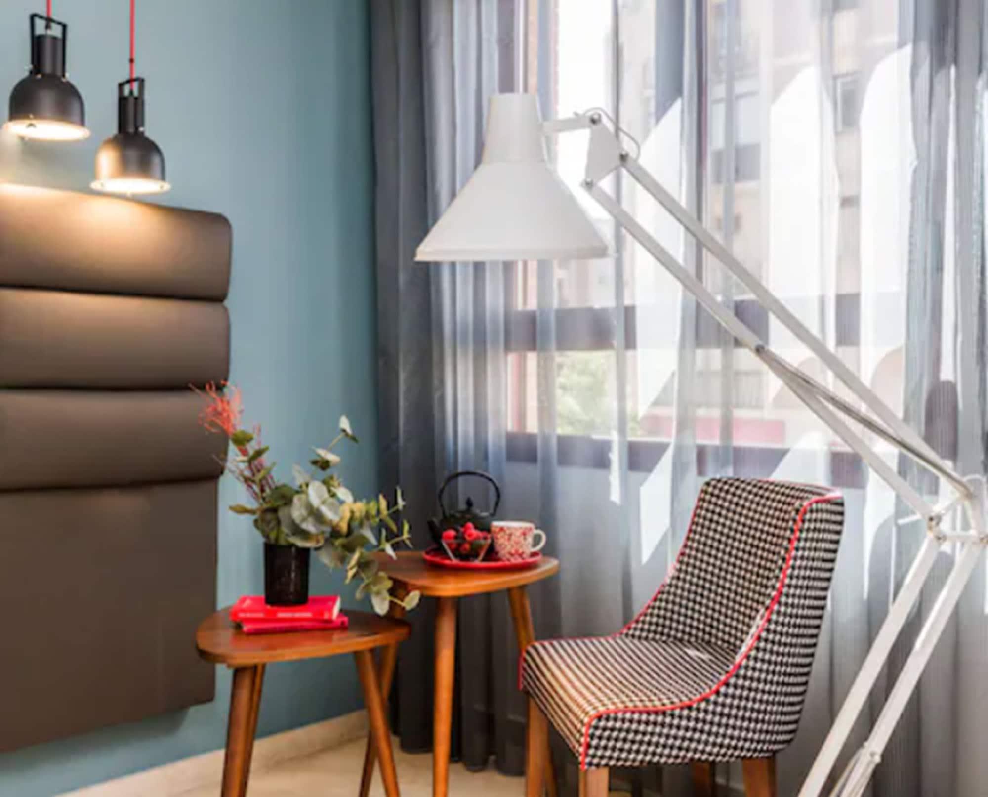 Hotel Pamplona Plaza Εξωτερικό φωτογραφία
