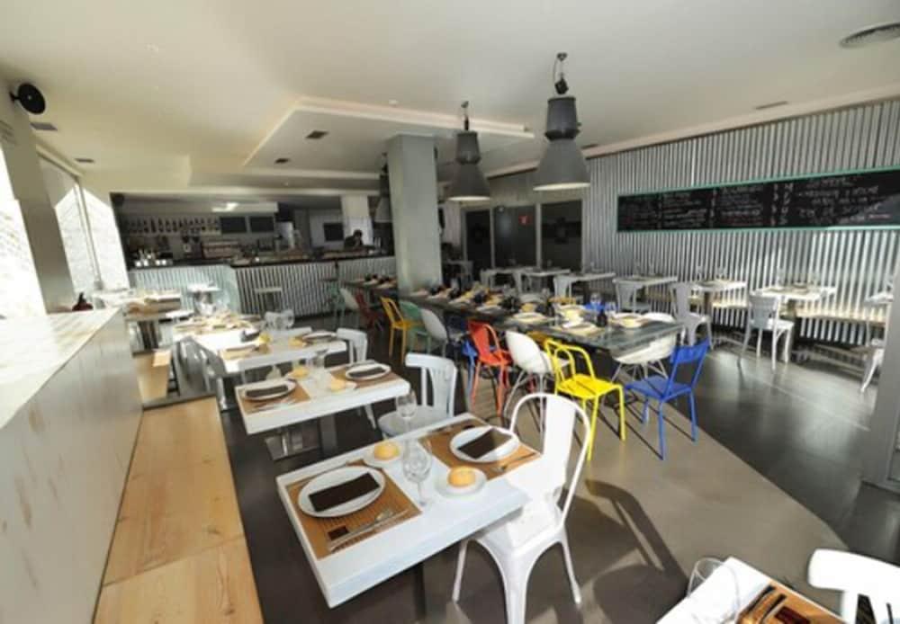 Hotel Pamplona Plaza Εξωτερικό φωτογραφία