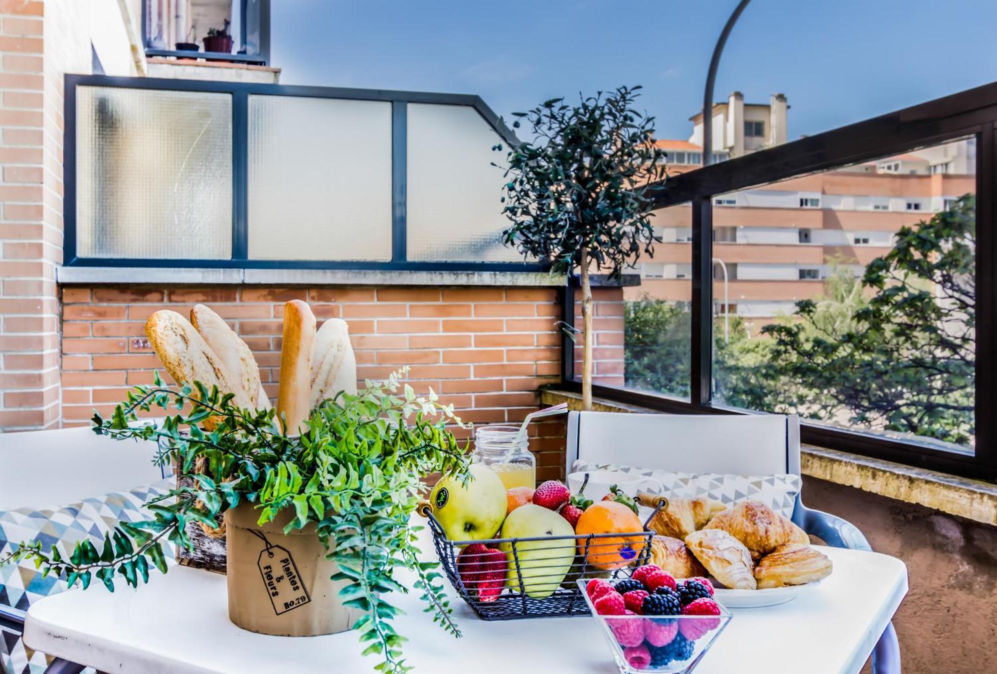 Hotel Pamplona Plaza Εξωτερικό φωτογραφία