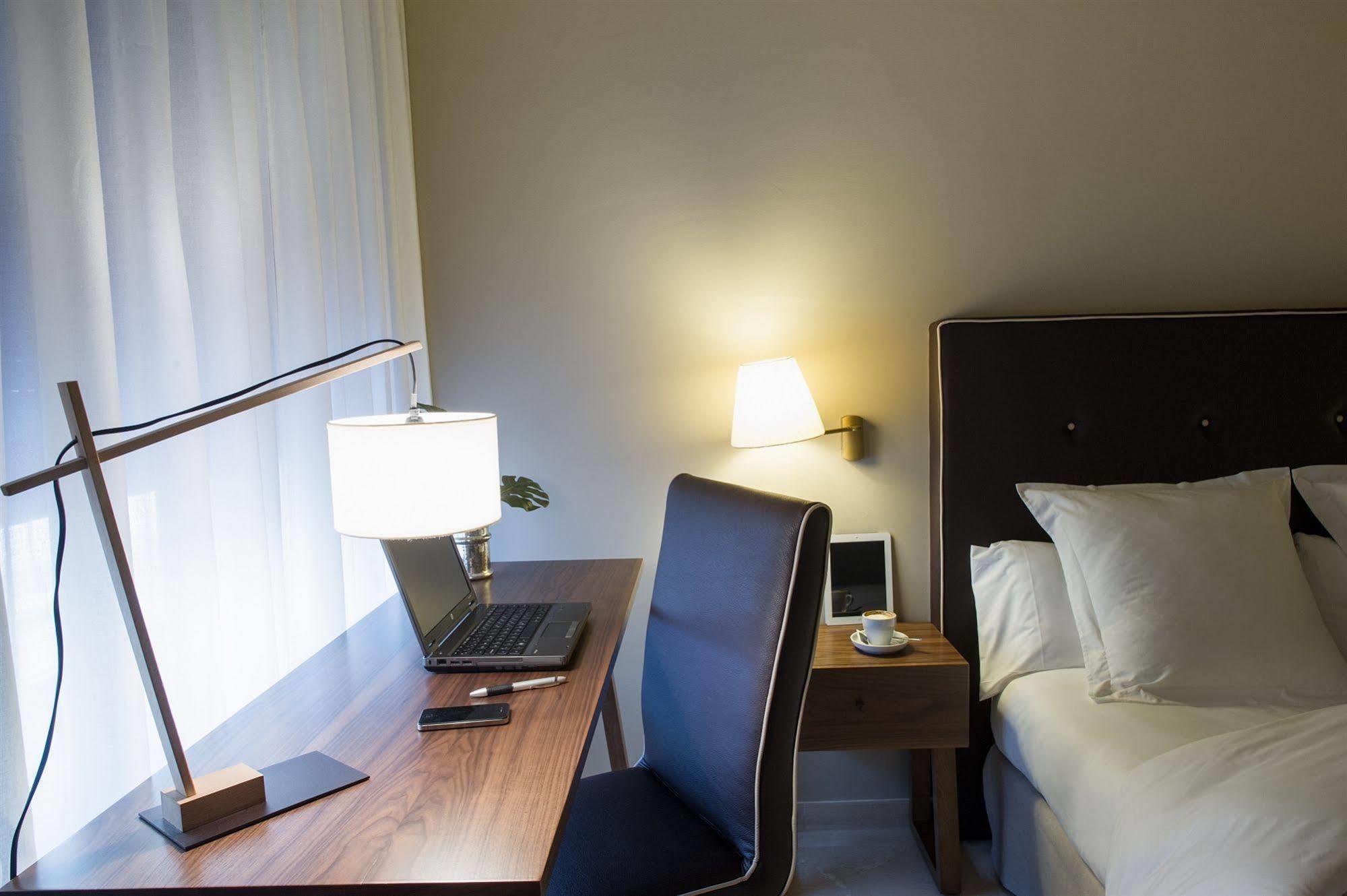 Hotel Pamplona Plaza Εξωτερικό φωτογραφία