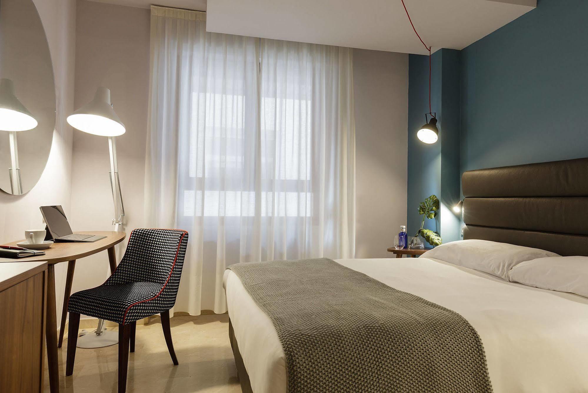 Hotel Pamplona Plaza Εξωτερικό φωτογραφία