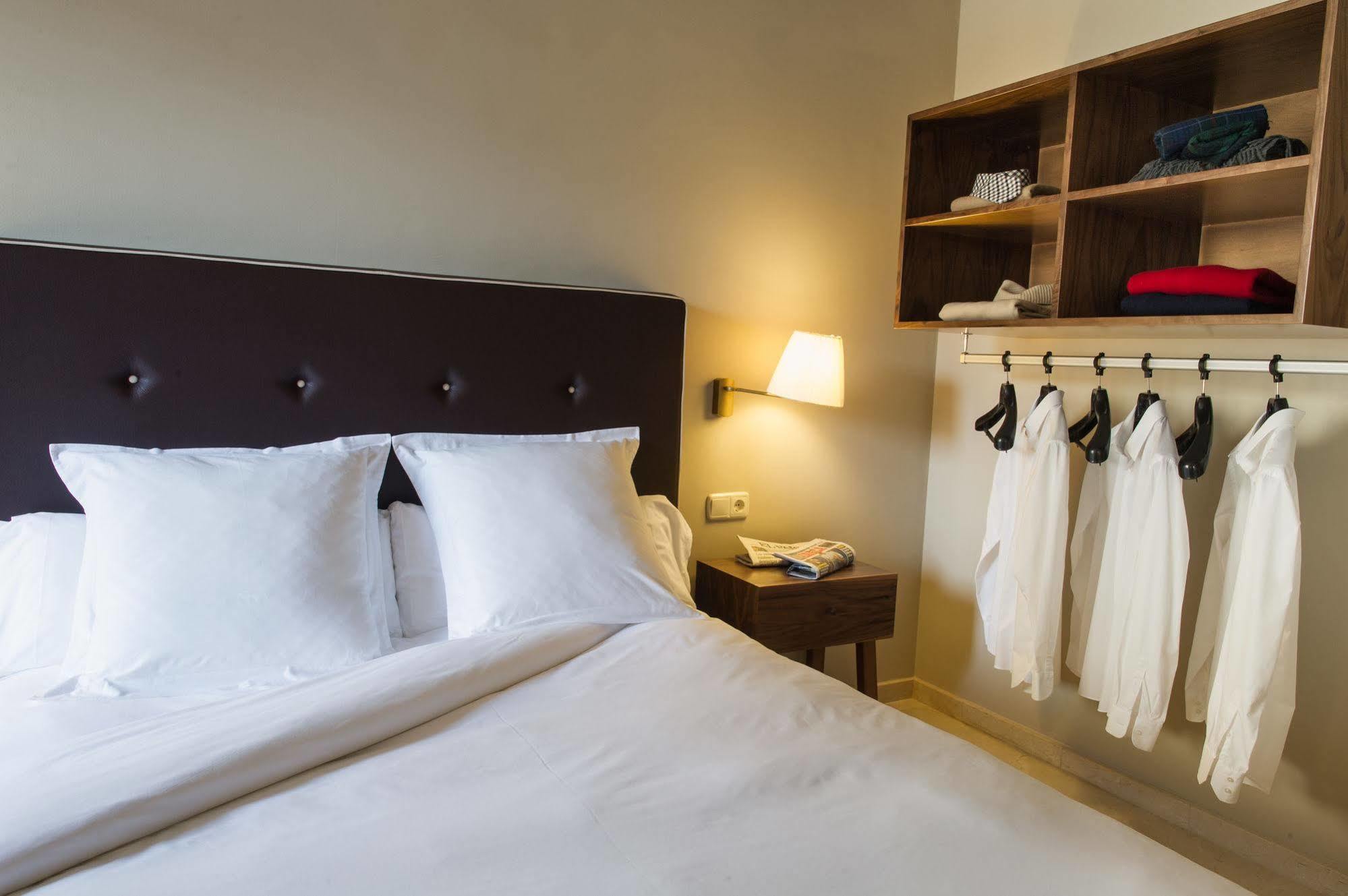 Hotel Pamplona Plaza Εξωτερικό φωτογραφία